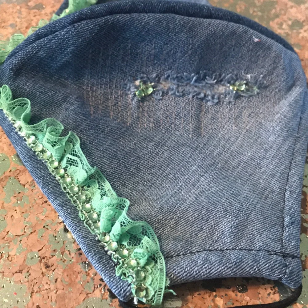 HAND CRAFTED 